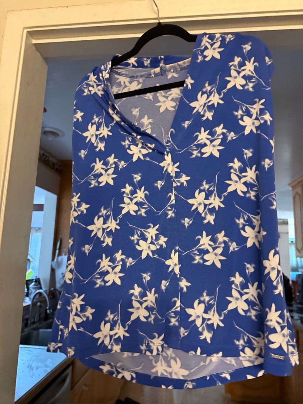Calvin Klein Blue Floral V-Neck Blouse